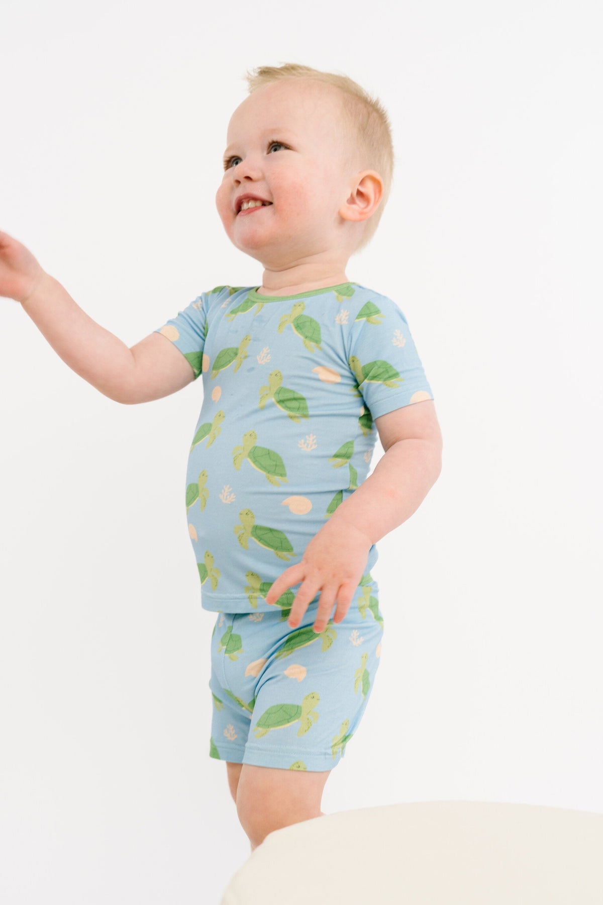 Turtle Friends Bamboo Shorts Set